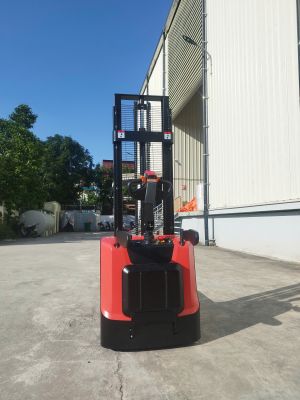 Xe nâng điện Stacker 2 Tấn CL2032GA/CL2045GA