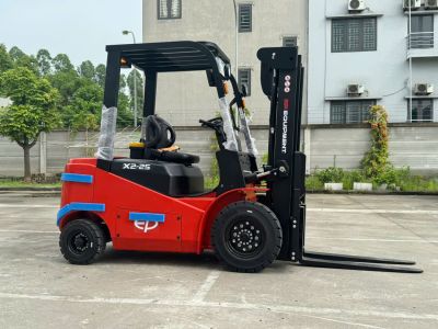 Xe nâng điện ngồi lái 2,5 Tấn EFX2-251