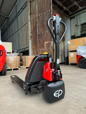Xe nâng tay điện EPT20-EZ