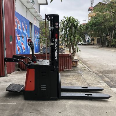 Xe nâng Stacker 1,6 - 2 tấn ES16-16RS/ES20-20RAS